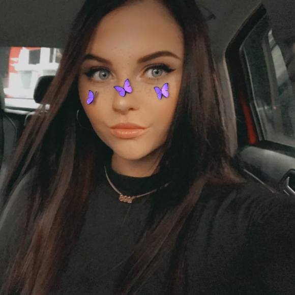 ashley_thaxton